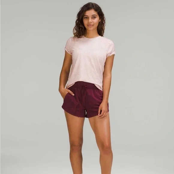 Nwt 🆕 Lululemon Love Crew T-Shirt in Summit Wash Smoky Topaz • US 8 - Picture 3 of 13